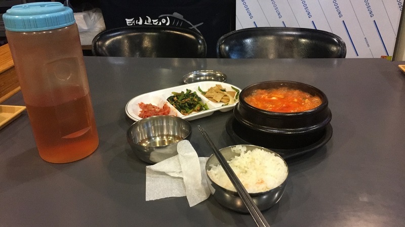 Kimchi jigae